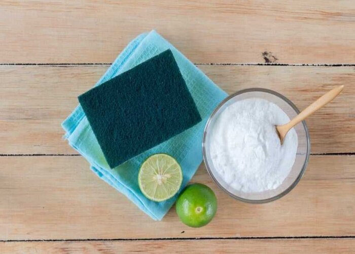 Sử dụng baking soda với chanh để tăng hiệu quả tẩy rửa