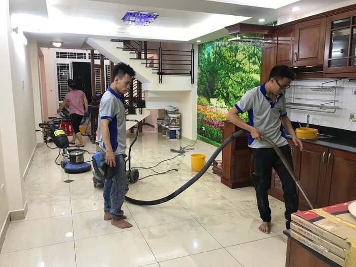 Triển khai tổng vệ sinh nhà đang ở